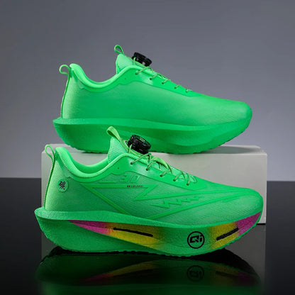 Lightweight breathable running shose with carbon plate for speed & comfort.