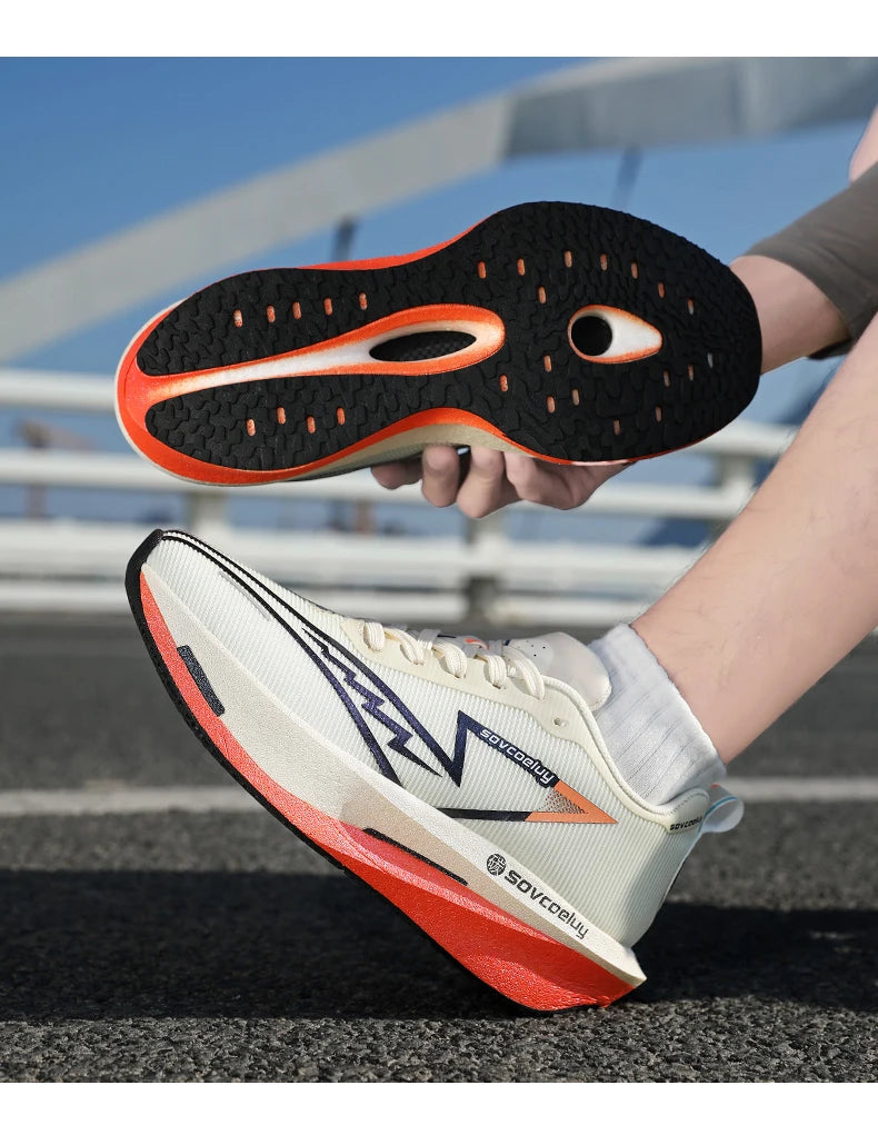 Lightweight breathable running shose with carbon plate for speed & comfort.