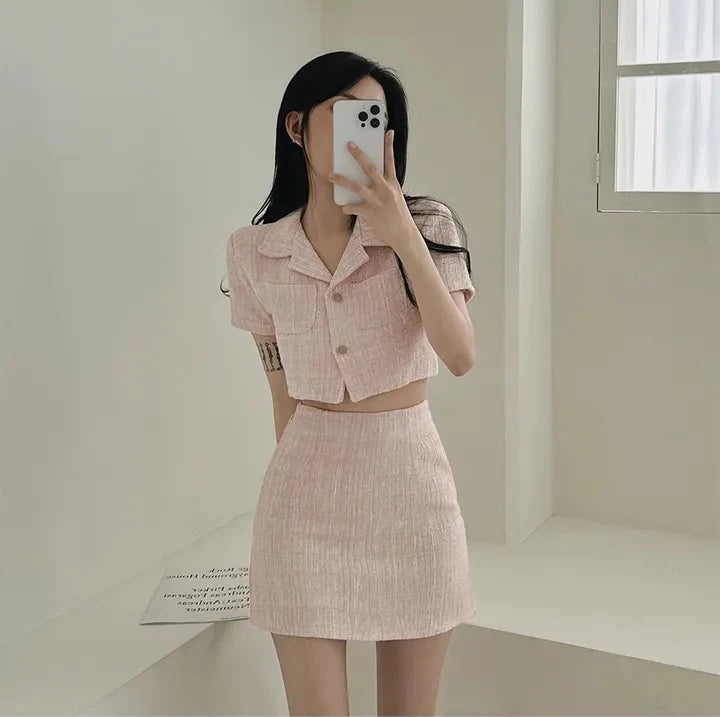 Trendy summer two-piece set (top+skirt). Confortable & stylish.