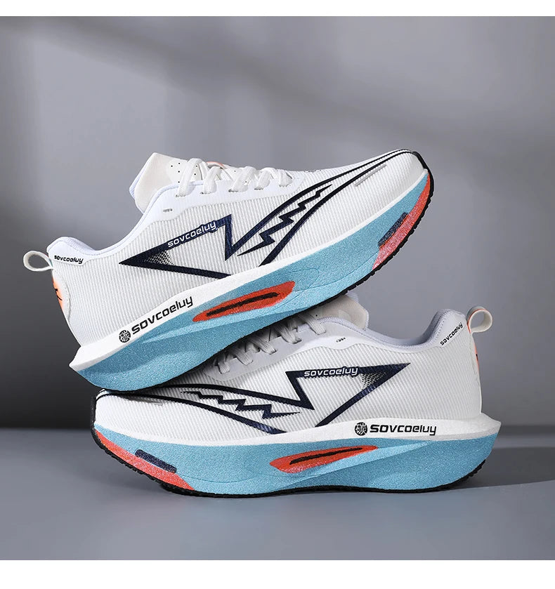 Lightweight breathable running shose with carbon plate for speed & comfort.