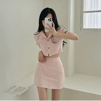 Trendy summer two-piece set (top+skirt). Confortable & stylish.